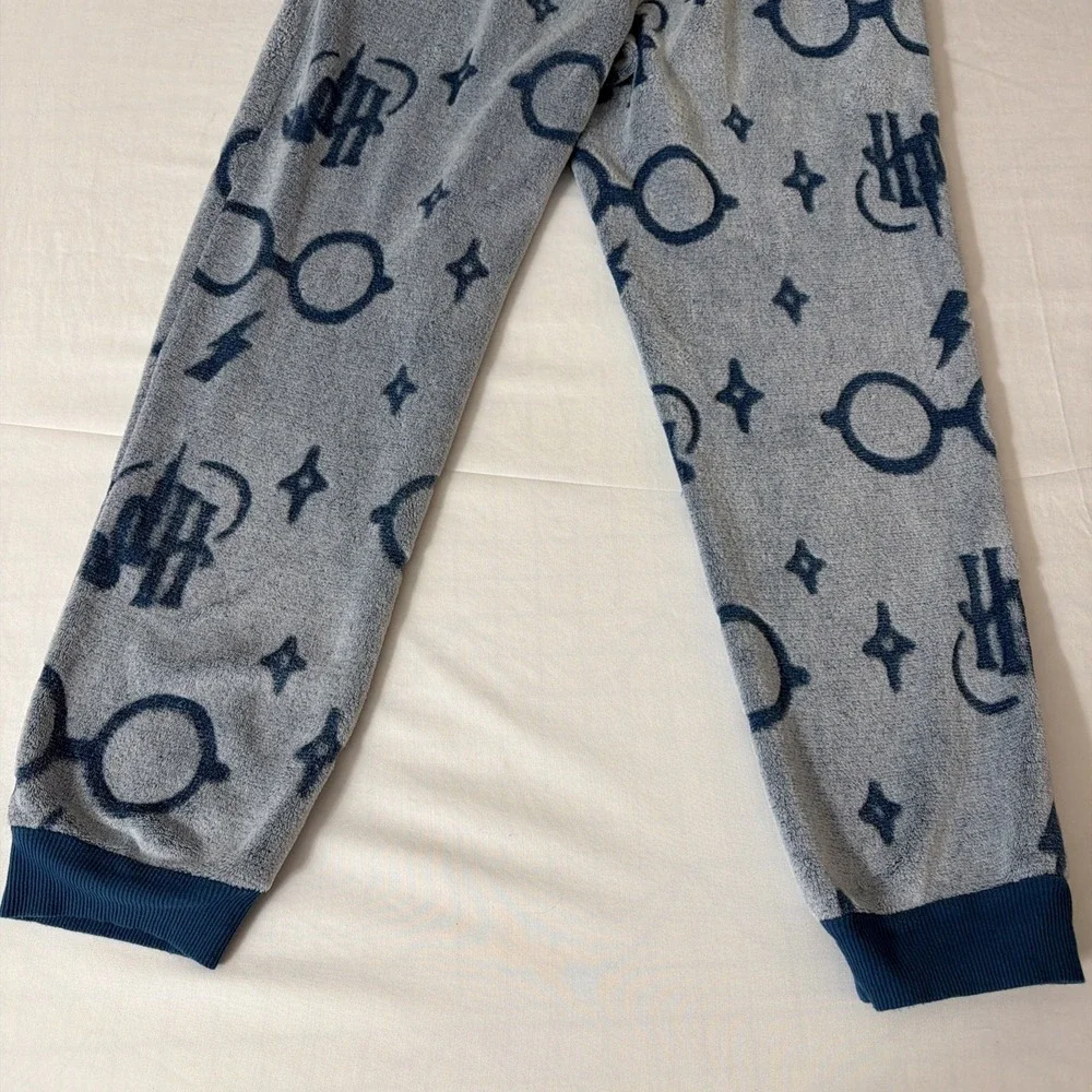 Wizarding World of Harry Potter Women’s Fleece Pajama Set